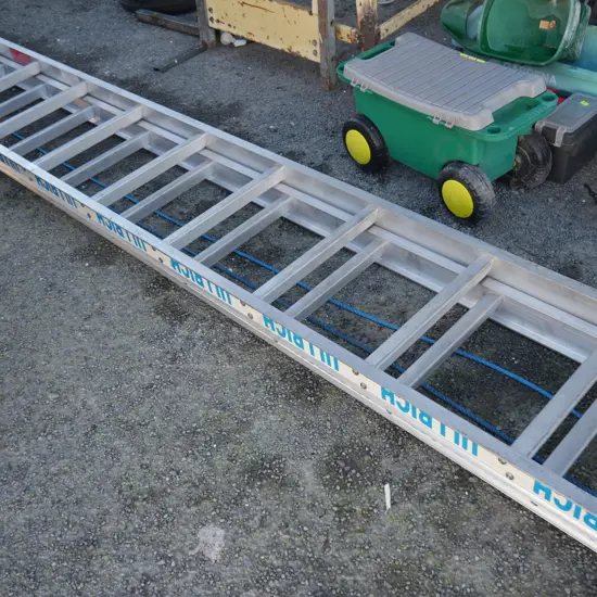 Ullrich aluminium extension ladder